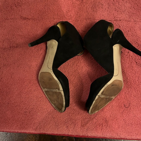 EUC Nine West SAVVY Peep Toe Sandal Black Suede Heels sz 9.5 - Picture 3 of 4